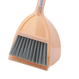 Kids Dustpan Set Soft Fur Plastic Small Broom Dustpan for Baby Kids Toys Kindergarten Red V1294-YM0716-3117220141611