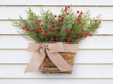 Xmas Cedar Wreath with Rattan Basket Artificial Berries Flower Basket for Front Door Holiday Decor V1294-YM0901-240820FB06-1