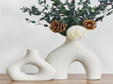 Ceramic Set of 2 Modern White Vases for Home Dcor V178-35712