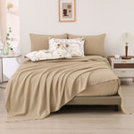 Soft Floral Leaf Comforter Set, King Size, Plush Quilted Bedding with Pillowcases V745-MAB010937AJ3