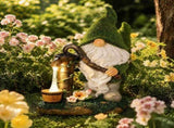Whimsical Solar-Powered Outdoor Gnome Lamp, Waterproof Garden Statue Lighting, Automatic V1192-AZ-W-24654