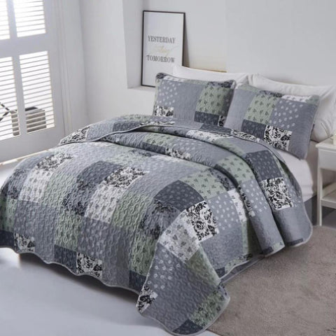 Vivacious Quilted bedspread and pillowcovers set Full of Life and Energy - Queen size V745-MAC090193Q13U