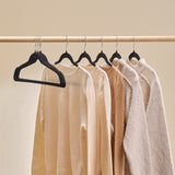 VEVOR Velvet Hangers 50 Pack Black Non-Slip Hangers with 360 Degree Swivel Hook V952-ZRYJ50PCSHS0OTPW4V0