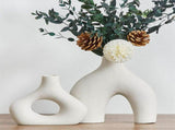 Ceramic Set of 2 Modern White Vases for Home Dcor V178-35712