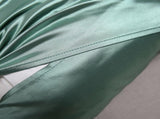 A pair of solid-color silk-like pillowcase pillowcase and envelope pillow V1192-DRO-0013