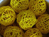 1 Set of Yellow 5cm Rattan Cane 50 Ball Battery Power LONG 5m String Lights Christmas Gift Home V382-YELLOWRATTBALLBATT50