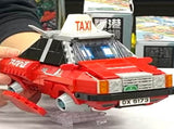 Kalos Hong Kong Machines Robot Red Taxi Building Block Set 586pcs 14 V185-KB38001