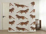 Tiger Pattern Knitted Sofa Blanket with Plush Side, 130 x 160 cm, 950g, Ideal for Napping and Office V888-ELOSUNG28780