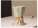 Beige Elegant Ceramic Vase with Golden Bow Accent - Textured Relief Flower Holder for Living Room & V888-ELOSUNG27750