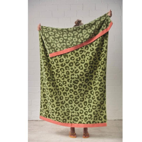 Bedding House Wildcat Green Cotton Velour Beach Towel V442-HIN-TOWEL-WILDCAT-GREEN-RE