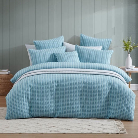 Platinum Collection Frankie Turquoise Honeycomb Waffle Jacquard Quilt Cover Set Super King V442-LED-QUILTCS-FRANKIE-TURQUOISE-SK