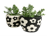 Set 2 Assorted Monochrome Flower Planters w Hole Plug 17cm V637-88736PLN