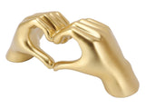 Heart Hands Sculpture Resin Aesthetic Gesture Decoration Modern Heart Sign Statue Art Figurine for V1294-YM0901-3115250004911