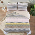 Crafted Quilted Bedspread and Pillowcases Set: A Testament to Skilled Craftsmanship - Queen size V745-MAC080406Q13U