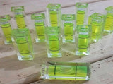 100Pc Mini Bubble Spirit Level 10X10X29mm Square Levels for Wall Frames Art Displays Picture Hanging V1366-AZ2-W-21778