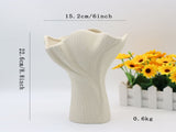 Beige Elegant Off-White Ceramic Vase - Modern Sculptural Flower Holder with Wide Fluted Opening V888-ELOSUNG27748