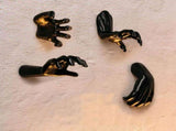 Horror Devil Fake Hand Desktop Decoration, Halloween Haunted & Christmas Scene Prop, 4 Pack V1221-XM-LB3633-ZS83