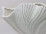 Beige Elegant Off-White Ceramic Vase - Modern Sculptural Flower Holder with Wide Fluted Opening V888-ELOSUNG27748
