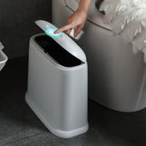 Little Trash Can White Plastic 1Pcs V1369-AZ3-W-21927
