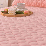 SOGA 2X Pink 153cm Wide Mattress Cover Thick Quilted Fleece Stretchable Clover Design Bed Spread BCOVER7007X2