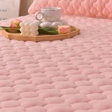 SOGA 2X Pink 153cm Wide Mattress Cover Thick Quilted Fleece Stretchable Clover Design Bed Spread BCOVER7007X2